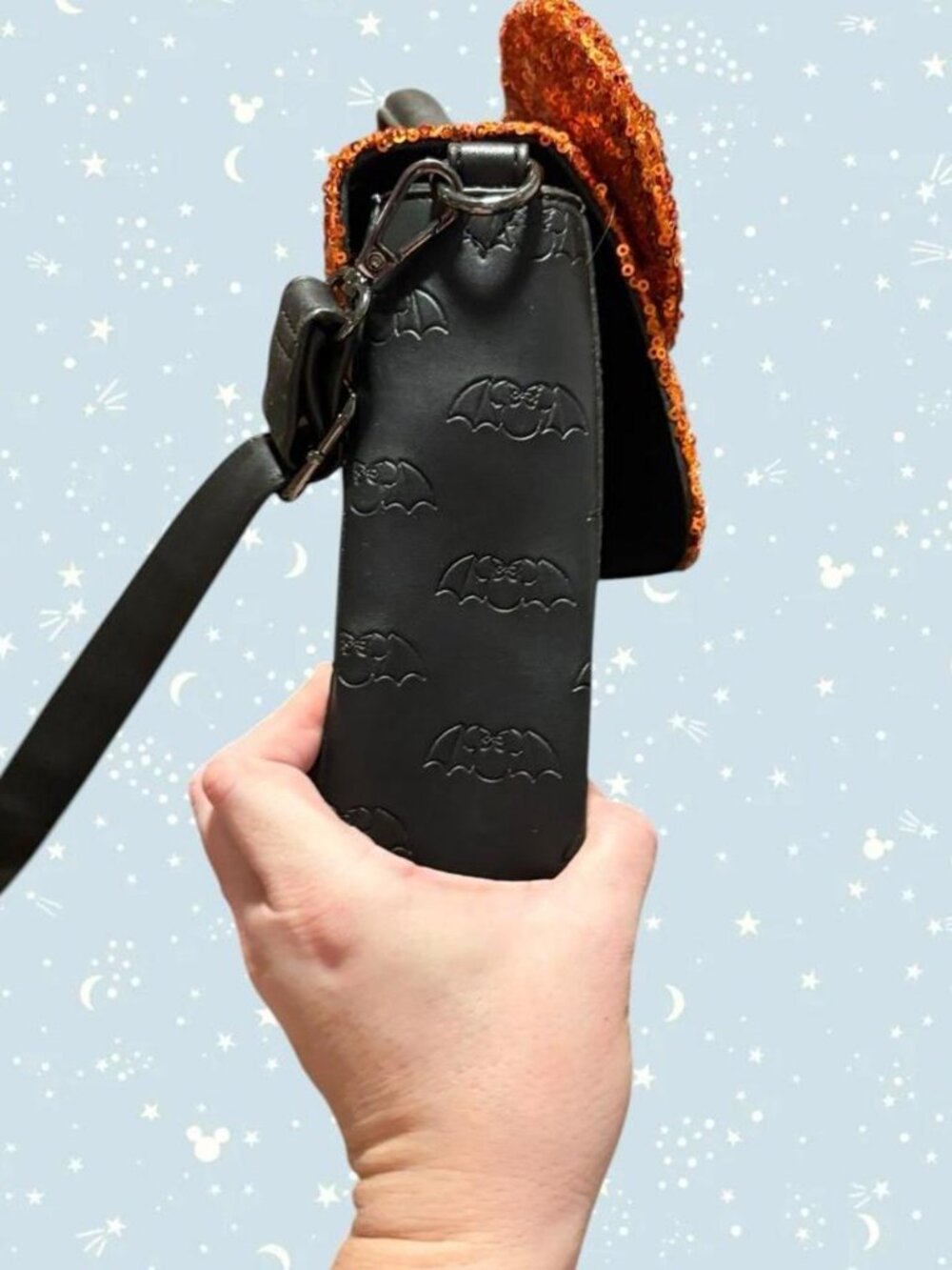 Disney x Loungefly Minnie Mouse Halloween black & orange sequin crossbody bag - Picture 4 of 7